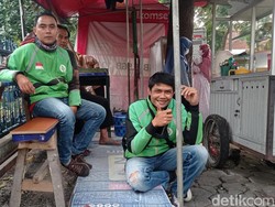 Obrolan di Tongkrongan Driver Ojol Bandung