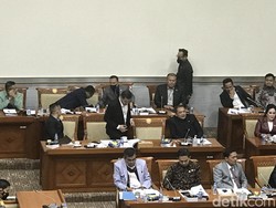 Pimpinan DPR Dasco Hadir di Rapat Komisi III dan Kapolri