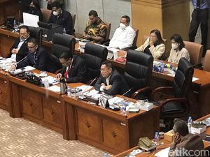 Panas! Pimpinan Komisi III DPR Vs Anggota gegara Diagram Konsorsium Baru