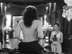 Riders Sunny Leone saat Syuting Adegan Provokatif