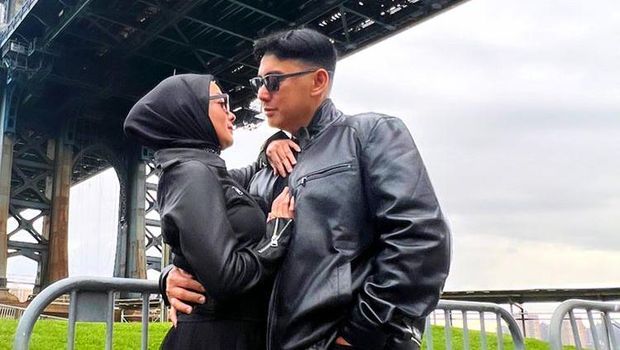 Terry Putri dan suami
