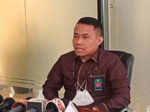 Veranosiliyana Diam-diam Datang ke Sidang, Suami Zaskia Gotik Absen Veranosiliyana Diam-diam Datang ke Sidang, Suami Zaskia Gotik Absen