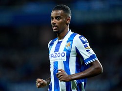 Newcastle Mau Pecahkan Rekor Transfer untuk Striker Real Sociedad
