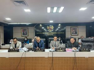 MKD DPR Setop Aduan terhadap Politikus PDIP soal Salah Minum Obat MKD DPR Setop Aduan terhadap Politikus PDIP soal Salah Minum Obat