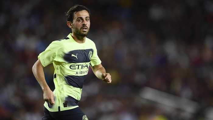 Bernardo Silva Attacking Midfield of Manchester City and Portugal during the friendly match between FC Barcelona and Manchester City at Camp Nou on August 24, 2022 in Barcelona, Spain. (Photo by Jose Breton/Pics Action/NurPhoto via Getty Images)
