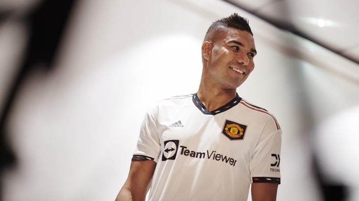 MANCHESTER, ENGLAND - AUGUST 25: (EXCLUSIVE COVERAGE) Casemiro of Manchester United poses after signing for the club at Carrington Training Ground on August 25, 2022 in Manchester, England. (Photo by Manchester United/Manchester United via Getty Images)