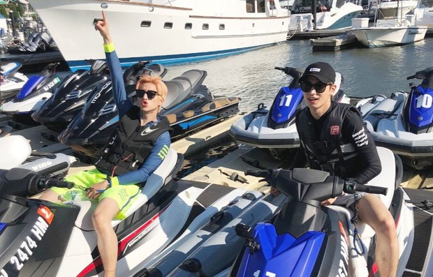 Kali ini THE BOYZ liburan di New York sambil free trip ke tempat yang ingin mereka kunjungi