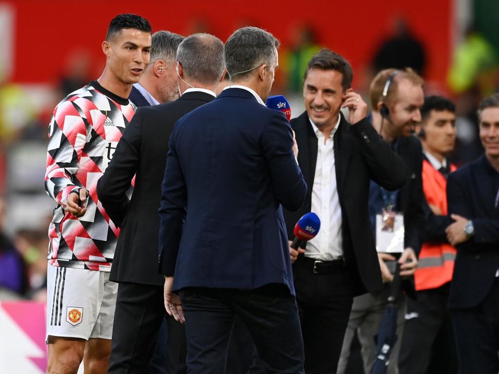 Eks Liverpool Sindir Ronaldo yang Cuekin Carragher Eks Liverpool Sindir Ronaldo yang Cuekin Carragher