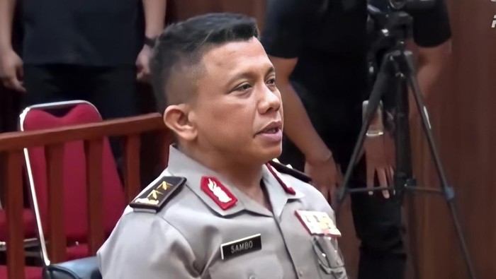 Irjen Ferdy Sambo sewaktu menjalani persidangan etik