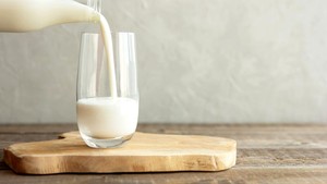 Doa Minum Susu Malam 1 Muharram Lengkap Arab, Latin, dan Artinya