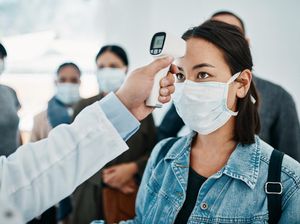 Klarifikasi Kemenkes Soal SE Wajib Pakai Masker Gegara Kasus Covid-19 Naik Klarifikasi Kemenkes Soal SE Wajib Pakai Masker Gegara Kasus Covid-19 Naik