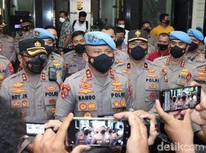 Sinyal Kapolri soal Ferdy Sambo Tak Bisa Mundur Begitu Saja dari Polri Sinyal Kapolri soal Ferdy Sambo Tak Bisa Mundur Begitu Saja dari Polri