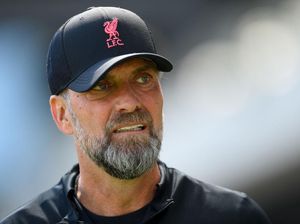 Fans Liverpool Terbelah: Pecat atau Pertahankan Klopp? Fans Liverpool Terbelah: Pecat atau Pertahankan Klopp?