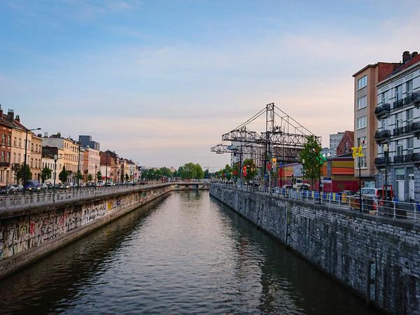Kota Terjelek di Dunia Nih, Charleroi
