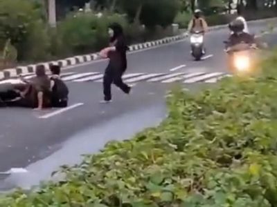 Before After Polisi Tidur Viral Bikin Celaka di Sunter, Kini Dibongkar