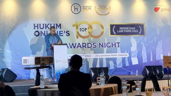 Penghargaan Kantor Hukum Terbaik versi Hukum Online 2022