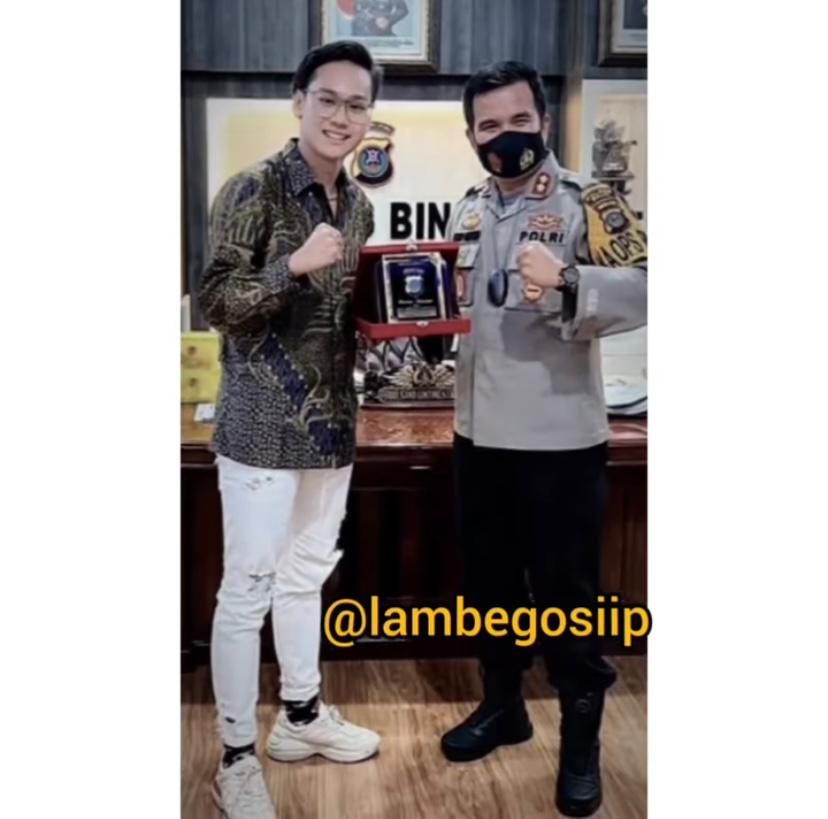 Perubahan Dratis Wajah Indra Kenz
