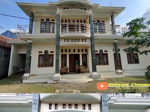 7 Foto Rumah Megah TKI yang Sukses Kerja di Arab dan Hajikan Orang Tua 7 Foto Rumah Megah TKI yang Sukses Kerja di Arab dan Hajikan Orang Tua