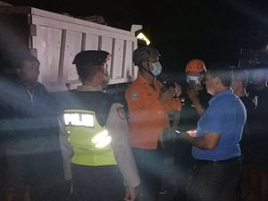 Berkelahi, Supir Truk Jatuh ke Jurang Sedalam 30 Meter di Buleleng