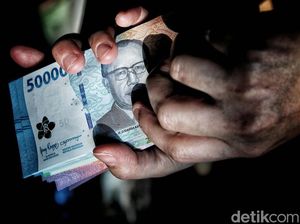 Cerita Perih Pedagang Uang, Pernah Dapat Uang Palsu Cerita Perih Pedagang Uang, Pernah Dapat Uang Palsu