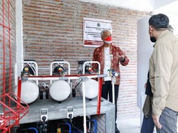 Ganjar Inisiasi Penggunaan Gas Rawa & Mobil Listrik bagi Warga Jateng