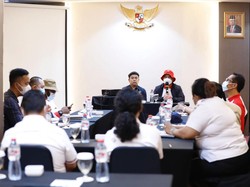 KADIN & HIPMI Siap Bantu Pemasaran UMKM Binaan Papua Muda Inspiratif