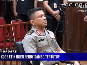 Sudah 10 Jam, Sidang Etik Irjen Ferdy Sambo Belum Juga Selesai Sudah 10 Jam, Sidang Etik Irjen Ferdy Sambo Belum Juga Selesai