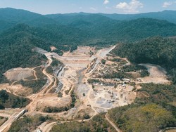 Jokowi Resmikan Bendungan Tiu Sintuk Senilai Rp 1,4 Triliun