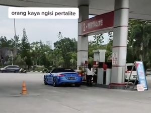 BMW Z4 Roadster Diduga Tenggak Pertalite di SPBU, Harusnya Isi BBM Ini
