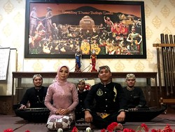 Kemampuan Istimewa Bripka Heryan Lantunkan Tembang Kesundaan