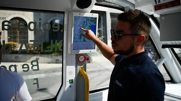 Bus Listrik Tanpa Pengemudi Sudah Mondar-mandir di Italia