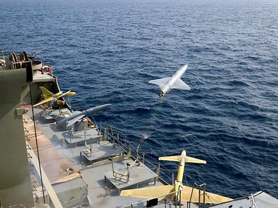 Drone Militer Iran Bersliweran Saat Latihan Tempur, Begini Potretnya