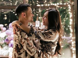 Jess No Limit Kasih Sisca Kohl Gelang Rp 1,2 M, Nggak Nyicil Cuma 3 Kali Gesek Jess No Limit Kasih Sisca Kohl Gelang Rp 1,2 M, Nggak Nyicil Cuma 3 Kali Gesek