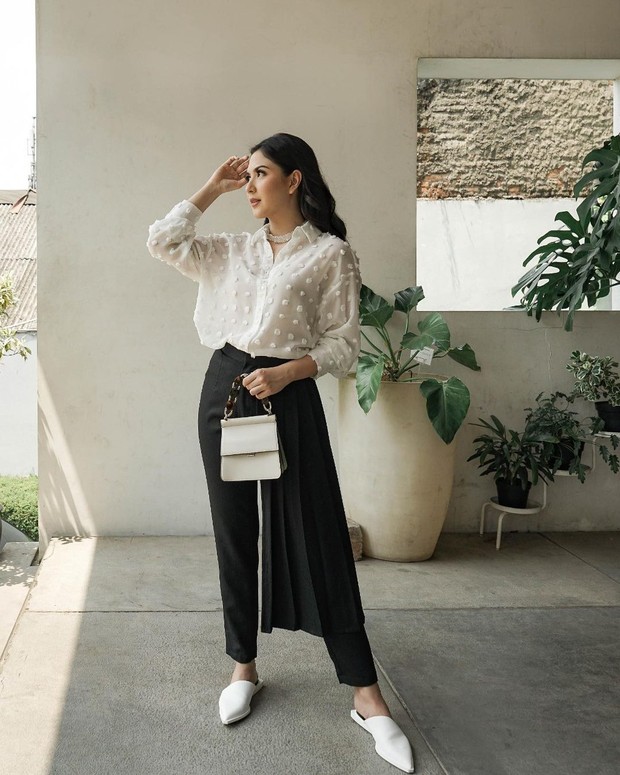 Jessica dengan gaya kasual/ Foto: instagram.com/ @jscmila