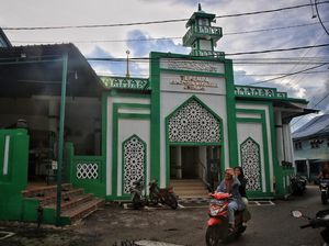 Subhanallah! Masjid di Anambas Punya Sejarah Kebal dari Bom Jepang Subhanallah! Masjid di Anambas Punya Sejarah Kebal dari Bom Jepang