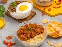 5 Rice Bowl Ayam dan Daging Sapi dengan Rating Tinggi di Ojol