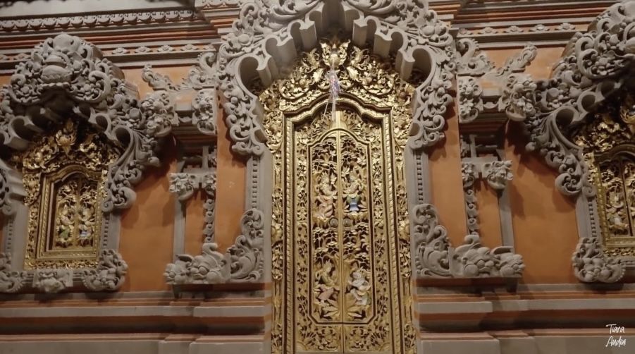 Rumah Mahalini Raharja di Bali Rumah Mahalini Raharja di Bali