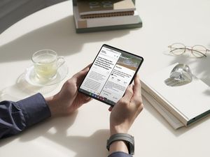 Paket Lengkap Performa & Kamera Pro di Samsung Galaxy Z Fold4 5G Paket Lengkap Performa & Kamera Pro di Samsung Galaxy Z Fold4 5G