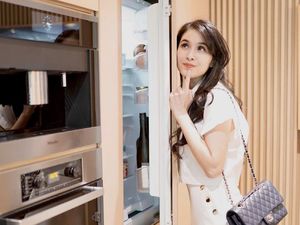 Yuk, Intip Dapur Mewah Sandra Dewi yang Jadi Spot Foto Favoritnya Yuk, Intip Dapur Mewah Sandra Dewi yang Jadi Spot Foto Favoritnya