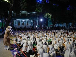 Santri di Cirebon Dukung Ganjar Nyapres, Alasannya Dekat dengan Kiai