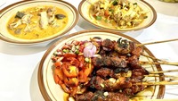 Video: Warung Sederhana Sate Keroncong, Sate Kambing Legend Jakarta Timur!