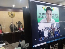 Hakim Marahi Korban Kasus Indra Kenz yang Ingin Kaya Tanpa Kerja