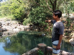 Tak Bisa Renang, Pelajar SMP di Probolinggo Tewas Tengelam di Sumber Paras