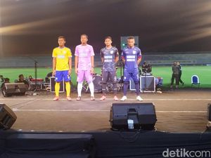 Gresik United Launching Tim, Gus Yani: Mudah-mudahan Naik Kasta ke Liga 1 Gresik United Launching Tim, Gus Yani: Mudah-mudahan Naik Kasta ke Liga 1