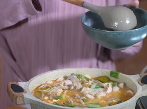 Kreasi Seblak Favorit Lesti Kejora, Begini Cara Bikinnya!