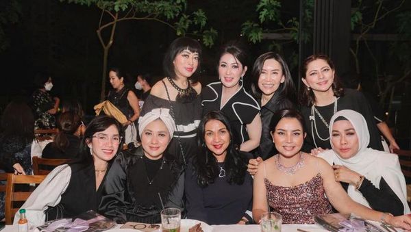 Meriah! Intip Suasana Perayaan Ulang Tahun Ke-51 Mayangsari