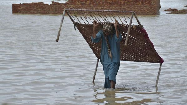 Penampakan Banjir Landa Pakistan