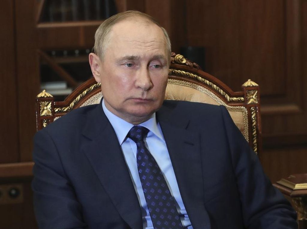 Putin Perintahkan Jumlah Tentara Rusia Ditambah di Tengah Invasi Ukraina