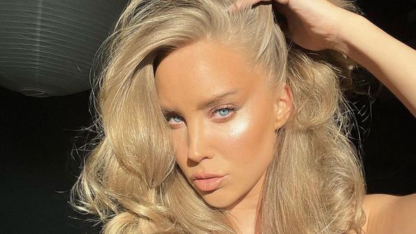 Potret Model yang Bikin Heboh, Foto Topless di Rumah PM Finlandia Sanna Marin