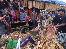 Magis Tari Baris Memedi di Jatiluwih, Dipercaya Antarkan Roh ke Surga